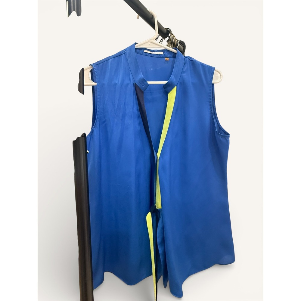 T Tahari Sleeveless Wrap Blouse Medium Blue Neon Yellow Trim Sporty Chic Top